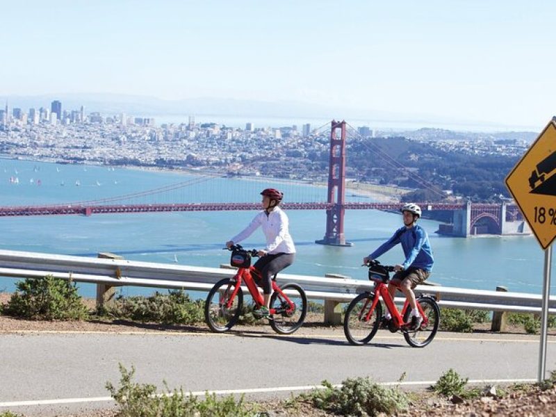 Golden Gate Bridge Guided Bicycle or E-Bike Tour from San Francisco to Sausalito