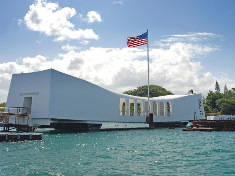 Pearl Harbor and Scenic Oahu Private Tour