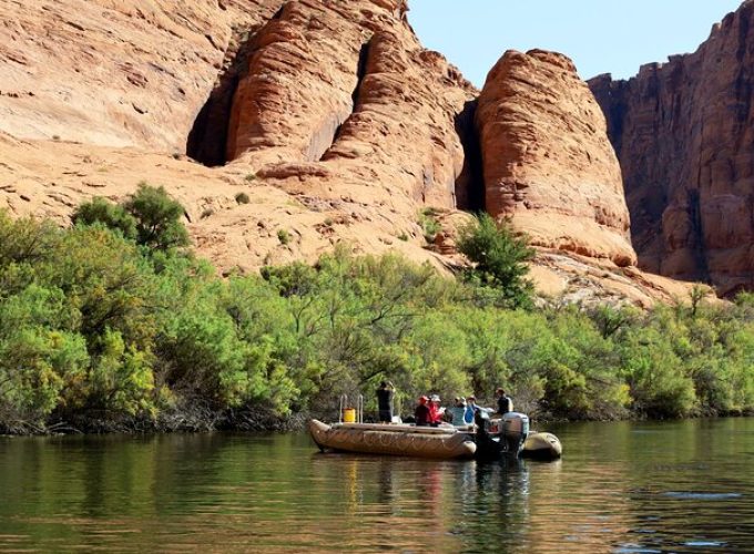 Full-Day Tour to the Grand Canyon by Coach with River Float