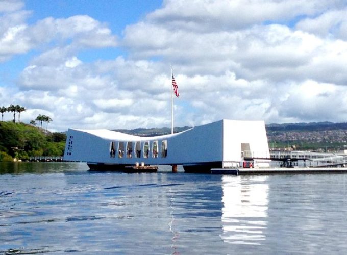 Private Oahu Pearl Harbor and Island Sightseeing Combination Tour