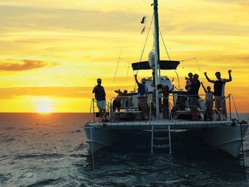 OAHU CATAMARAN Sunset Tour on a 40 Foot Catamaran FOOD & BYOB!!!