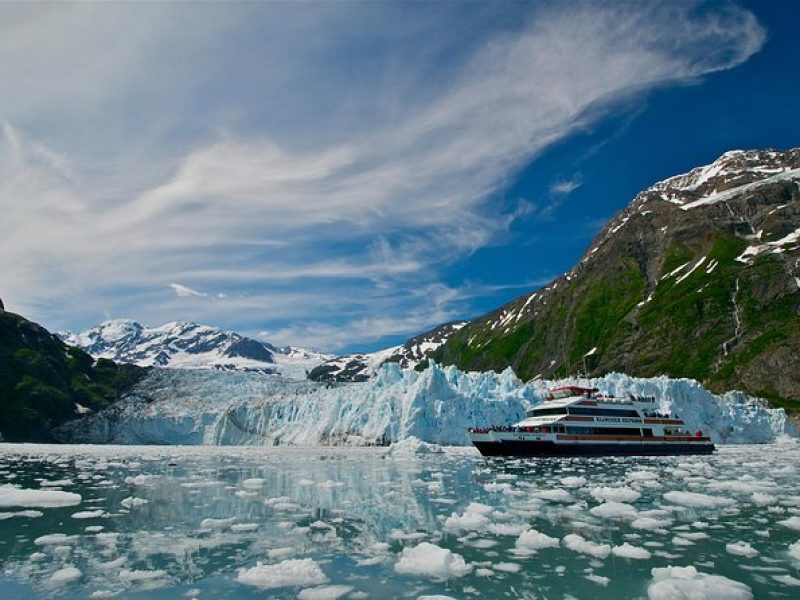 26 Glacier Cruise and Coach from Anchorage, AK