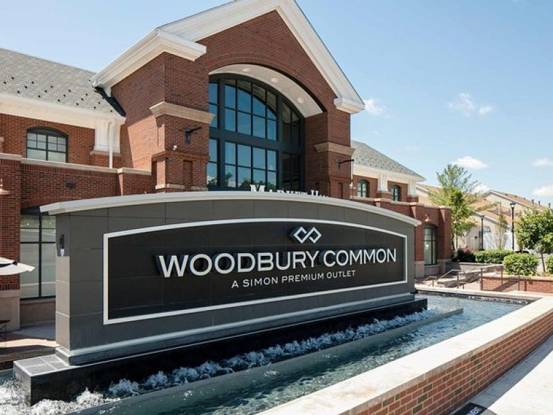 Private Transfer Woodbury Common Premium Outlets to NYC Hotels