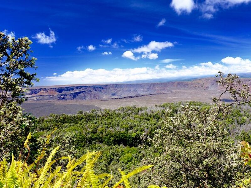 Private Tour: Experience Active Kilauea Volcano & Hilo Rainbow Falls