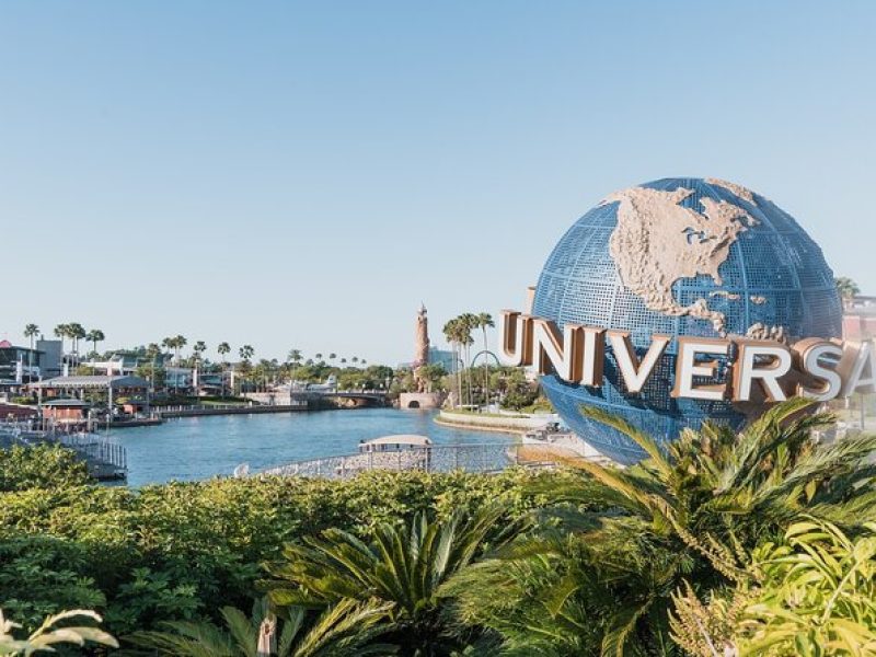 Universal Studios Round-Trip Transportation from Anaheim