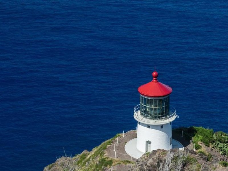 Makapu’u Lighthouse Trail and Shuttle Service