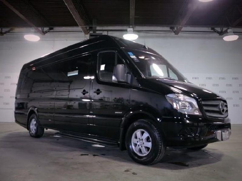 Private Chicagoland One-Way Transfer by Mercedes Sprinter