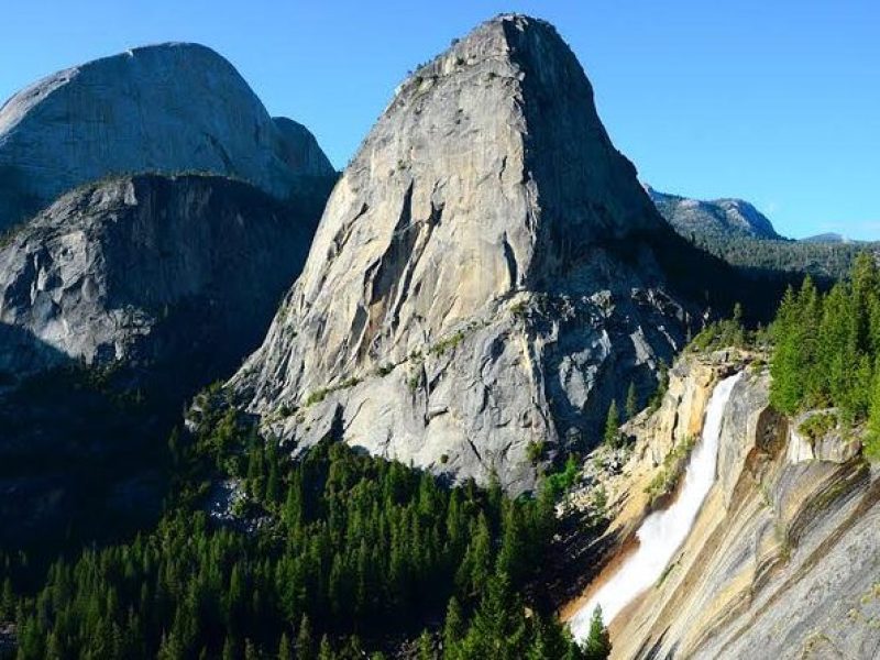 Yosemite Day Hike from Glacier Point Including Panorama Trail