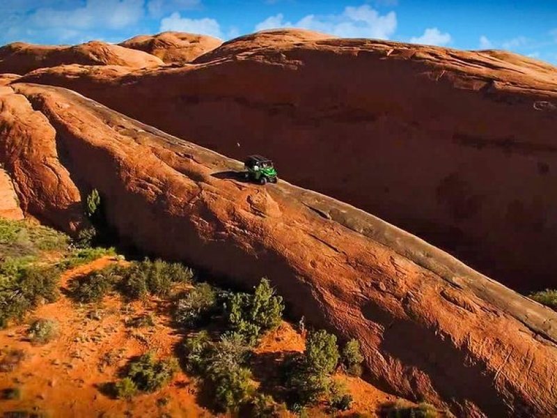 Hell's Revenge 4×4 Off-Roading Tour from Moab