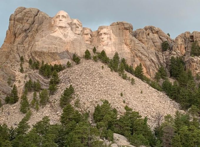 Private Mount Rushmore and Flume Trail Hike