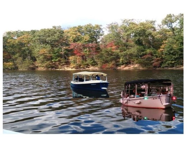 1.5 Hour Boat Rental in Nabbs Creek