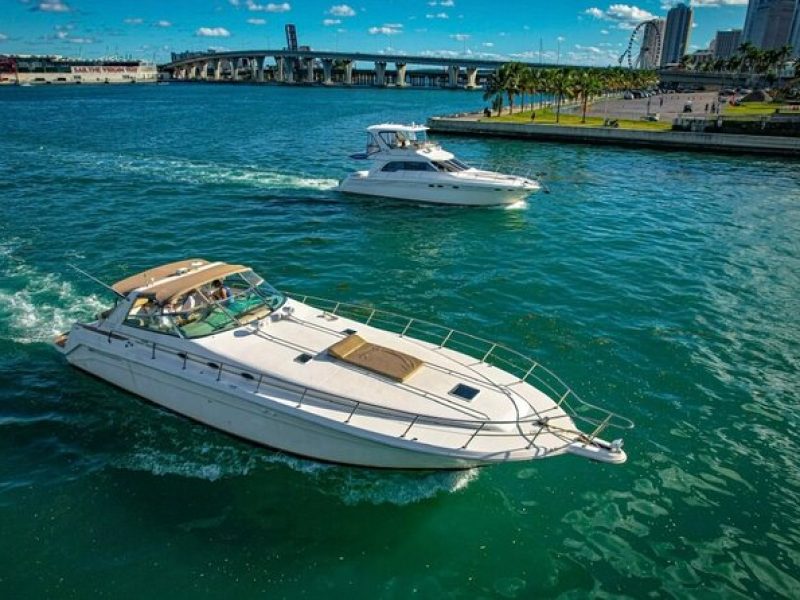 Private 52' Yacht Rental with Captain in Miami