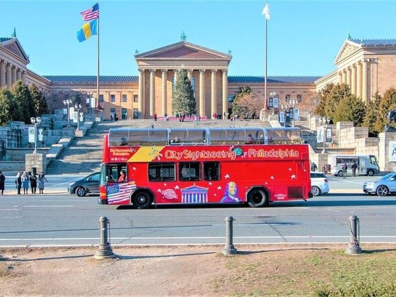 Philadelphia Double Decker Sightseeing Tour & Campo's Cheesesteak Combo