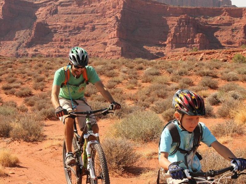 Introductory Mountain Biking Adventure in Moab Courthouse