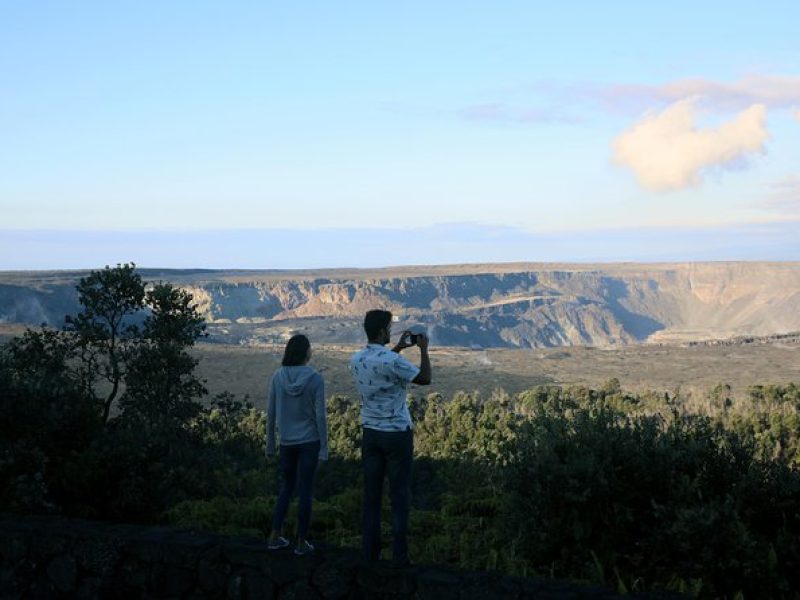 Big Island Highlights: Coffee, Volcano, Black Sands & Waterfall