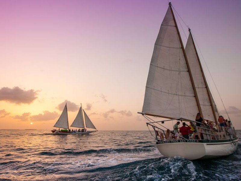 Private 2-Hour Wind and Wine Sunset Sail in Key West