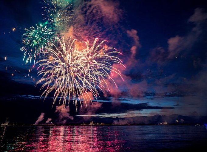 2 Hour Hilton Head Boat Rental With VIP Fireworks Viewing