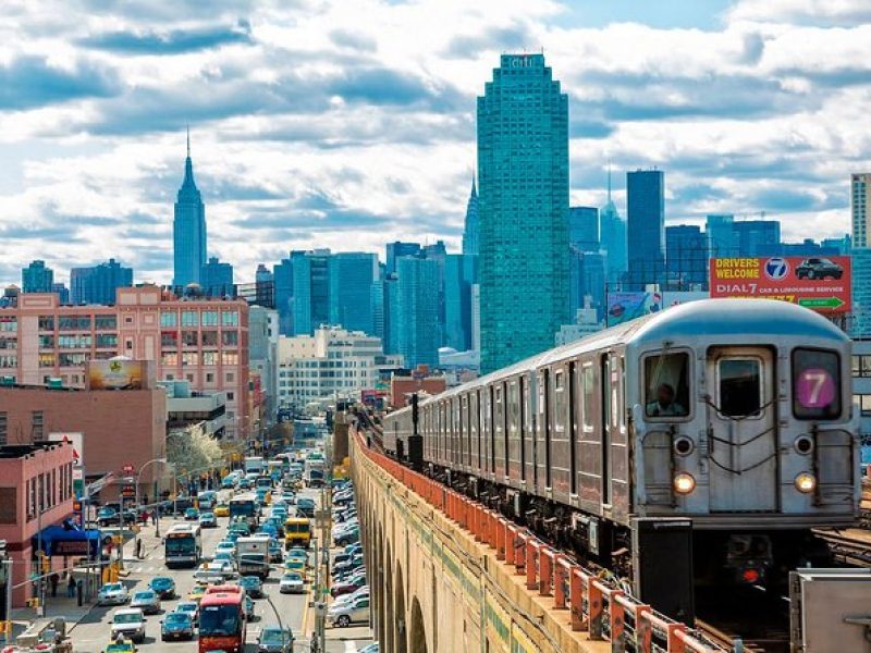 Contrasts of New York + Roosevelt Cable Car