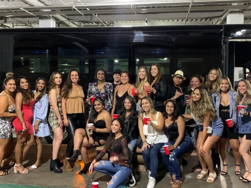 Las Vegas Bar Crawl by Party Bus with Free Drinks