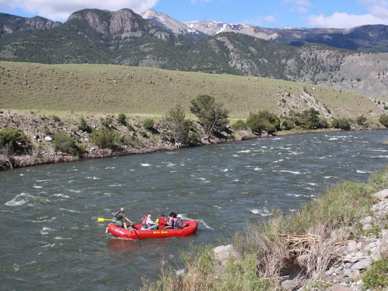 Scenic Float on the Yellowstone River