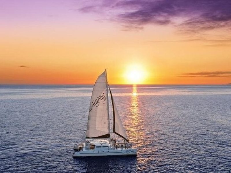 Luxury Royal Catamaran Sunset Dinner Cruise in Maui