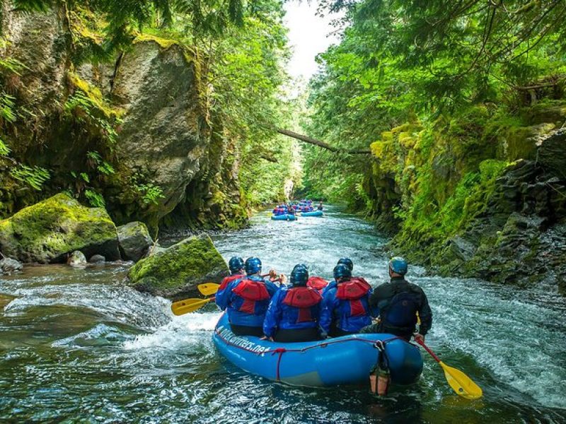 White Salmon River Rafting Half-Day Trip