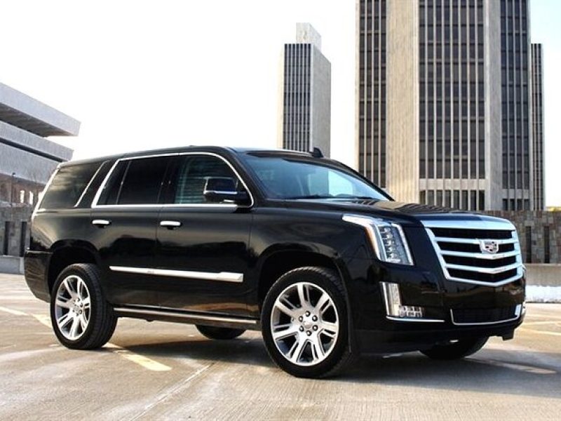 Arrival Private Transfer: Airport LAX to Los Angeles in Luxury SUV