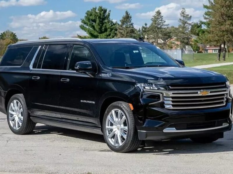 Private Transfer: Legoland to Orlando Airport MCO in Luxury SUV