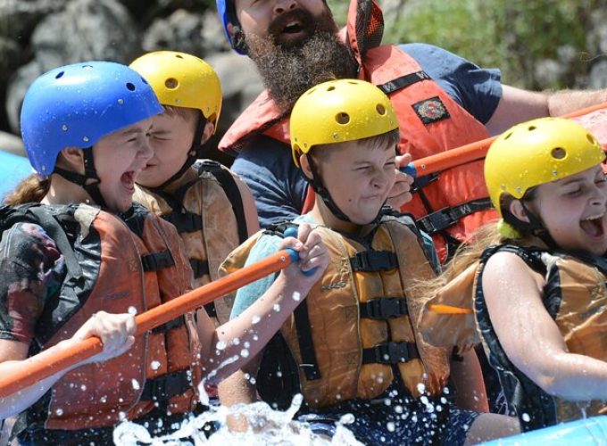 Bighorn Sheep Canyon Half-Day Rafting