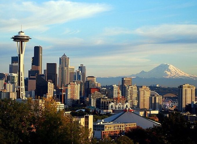 Private 3-hour City Tour of Seattle with driver only – Hotel or port pick up