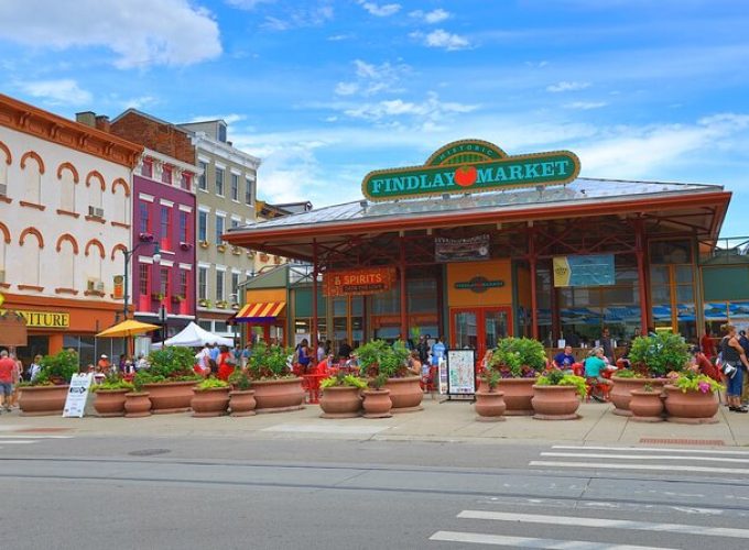 Cincinnati Findlay Market Food Walking Tour