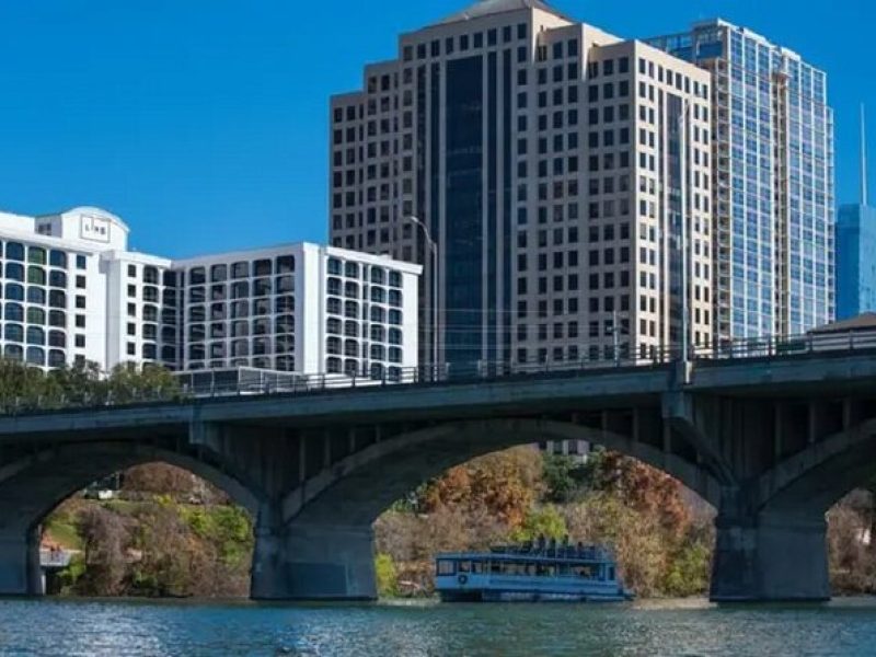 Private Tour of Austin with State Capitol and Cruise