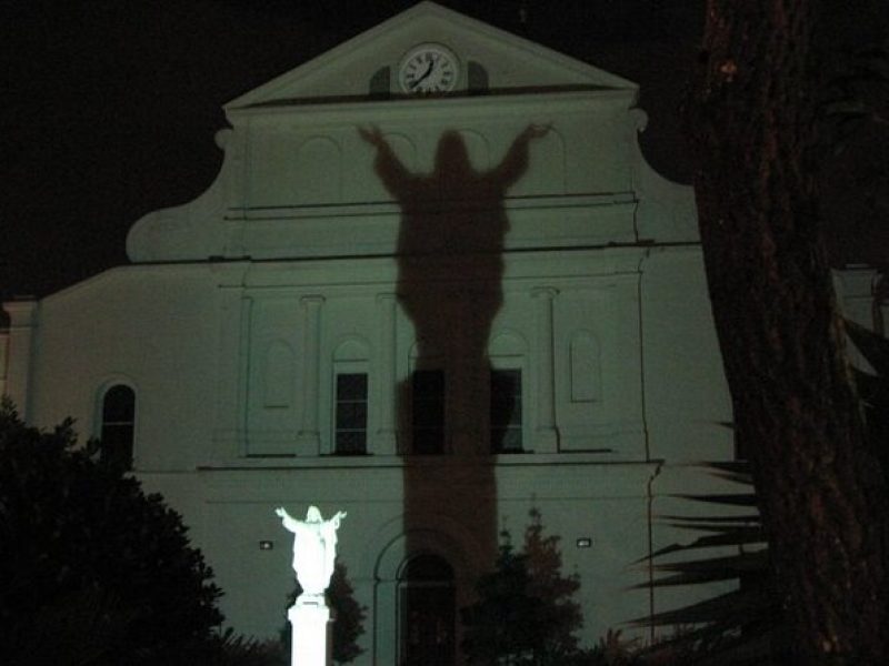 Private Darkside of New Orleans Tour: Spirits, Vampire and Voodoo