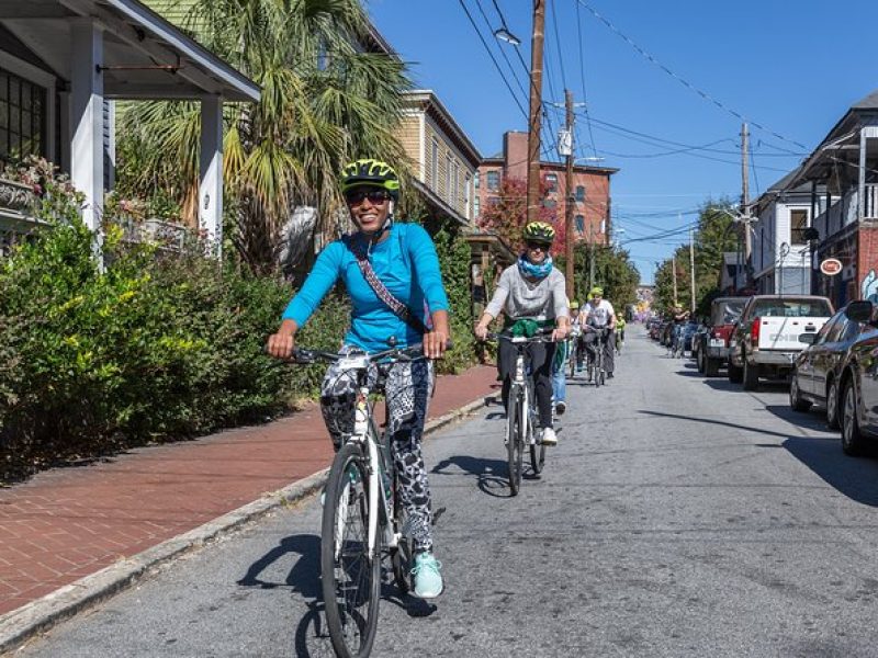 Guided Bike Tour in Atlanta with Snacks