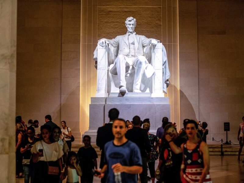 Washington DC After Dark Night-Time Monuments Tour