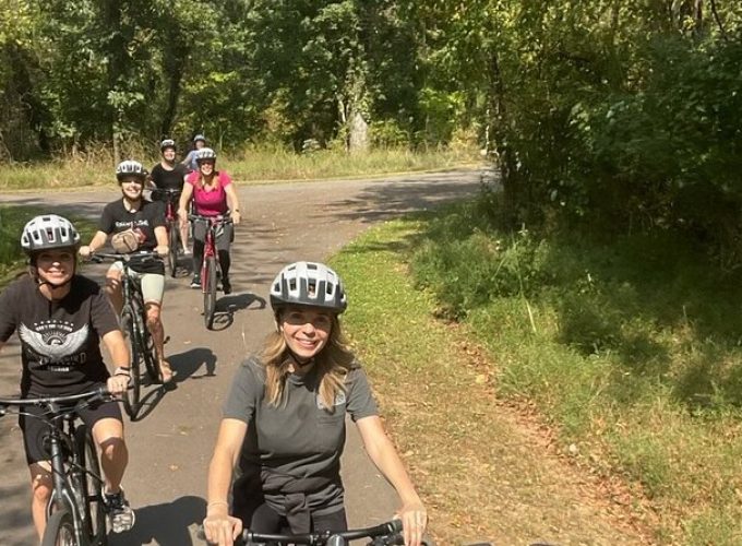 Explore Shelby Bottoms Greenway-2hr Pedal-Assist Bike Rental