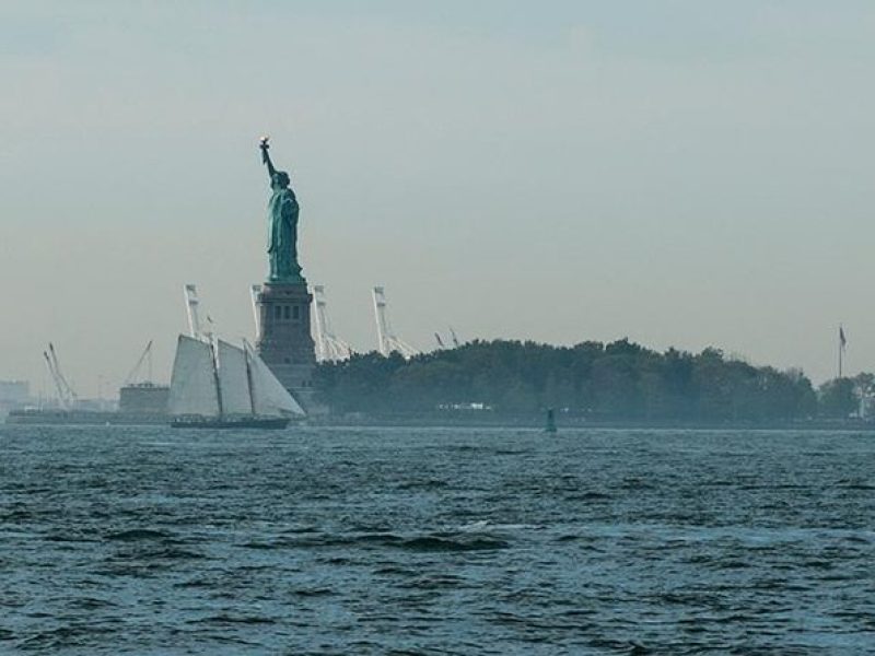 Private New York City Historic Downtown and Wall Street Walking Tour Including 911 Memorial