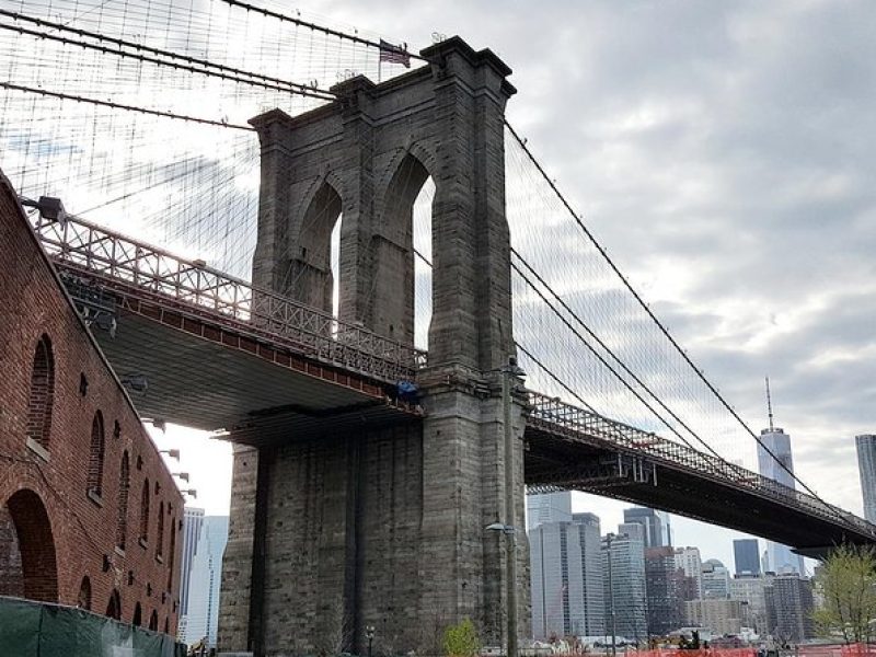 Private Brooklyn Walking Tour: Brooklyn Bridge DUMBO and Brooklyn Heights