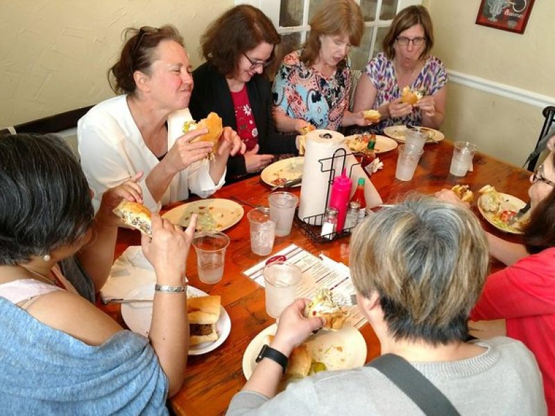 New Orleans Weekend Garden District Food & History Tour