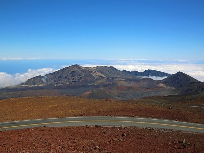 Maui Haleakala Day Bike Tour with Mountain Riders from 6500 to sea level