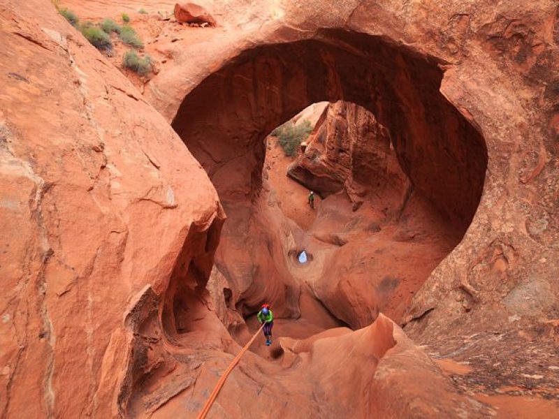 Moab Robber's Roost Canyoneering Adventure