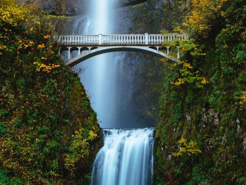 Columbia River Gorge Waterfalls Tour from Portland, OR